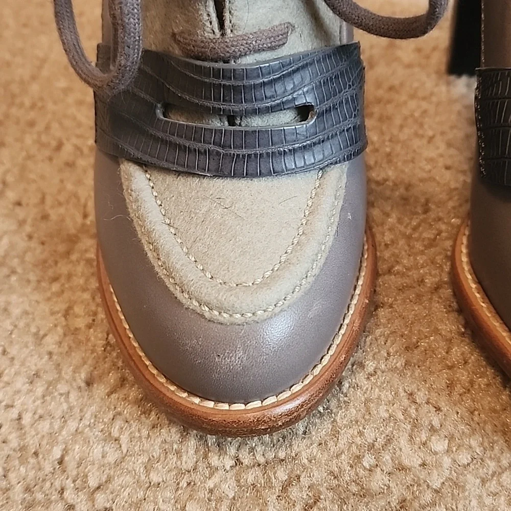 Chloe Leather Pumps - Picture 4 of 16